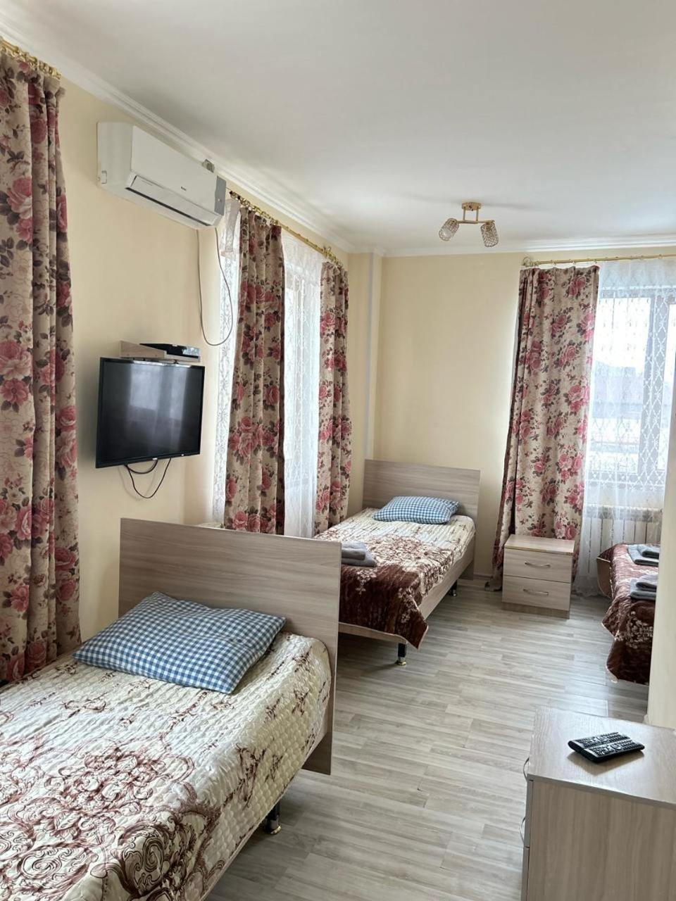 Талисман Hotel Aktau  Ngoại thất bức ảnh